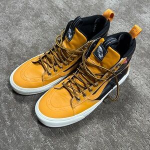Vans High Top Sneakers, Men’s size 11